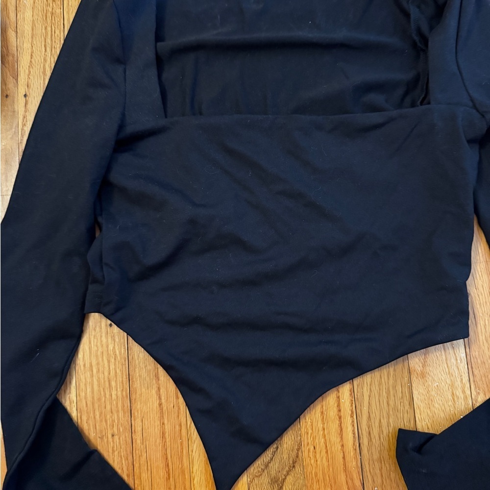 Tiger Mist Black Long Sleeve Top